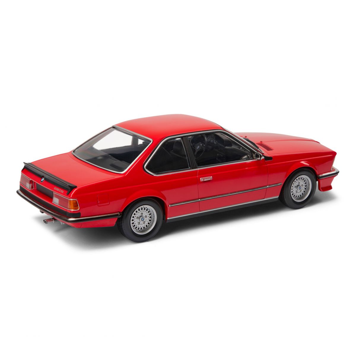 BMW 635 CSL模型車1:18